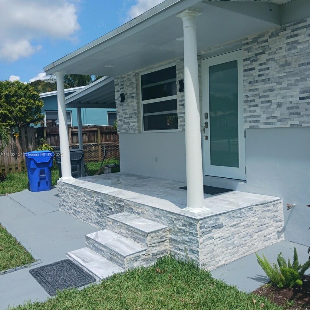 6421 Allen St,Hollywood, FL 33024