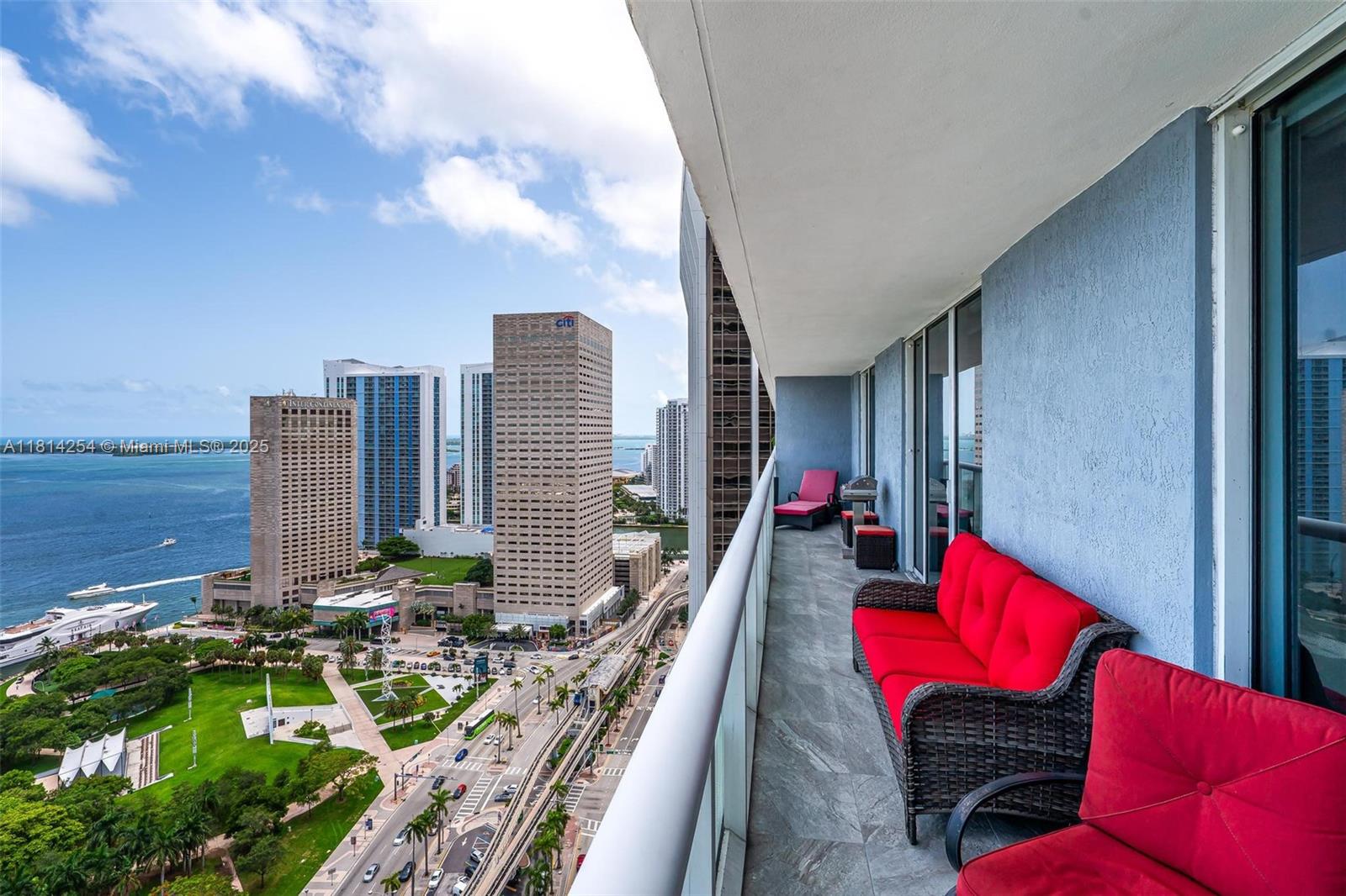 image 50 Biscayne Condo24