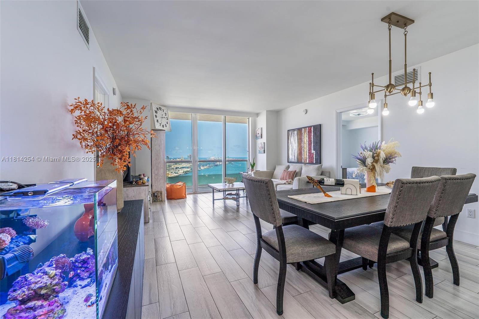 image 50 Biscayne Condo31