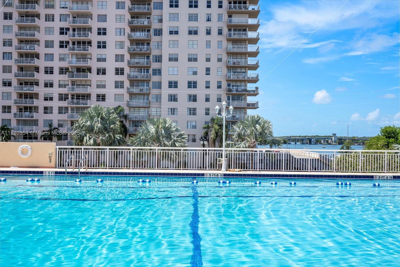image Winston Towers22