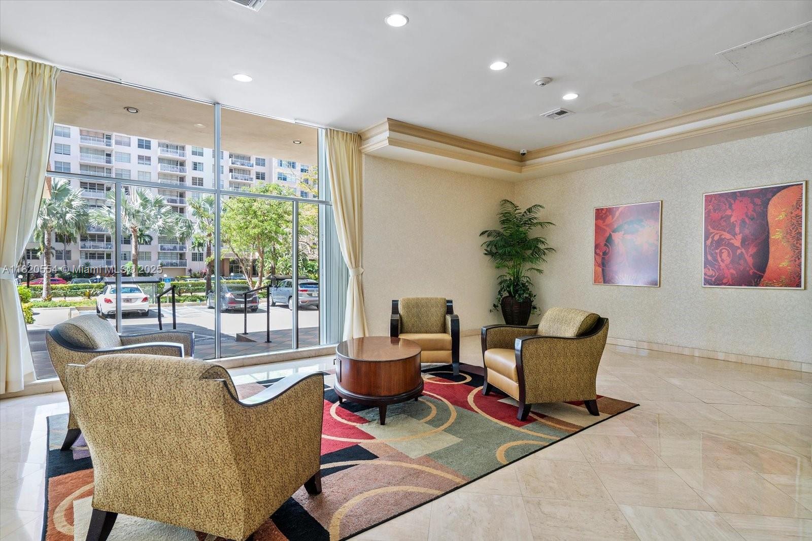 image Winston Towers30