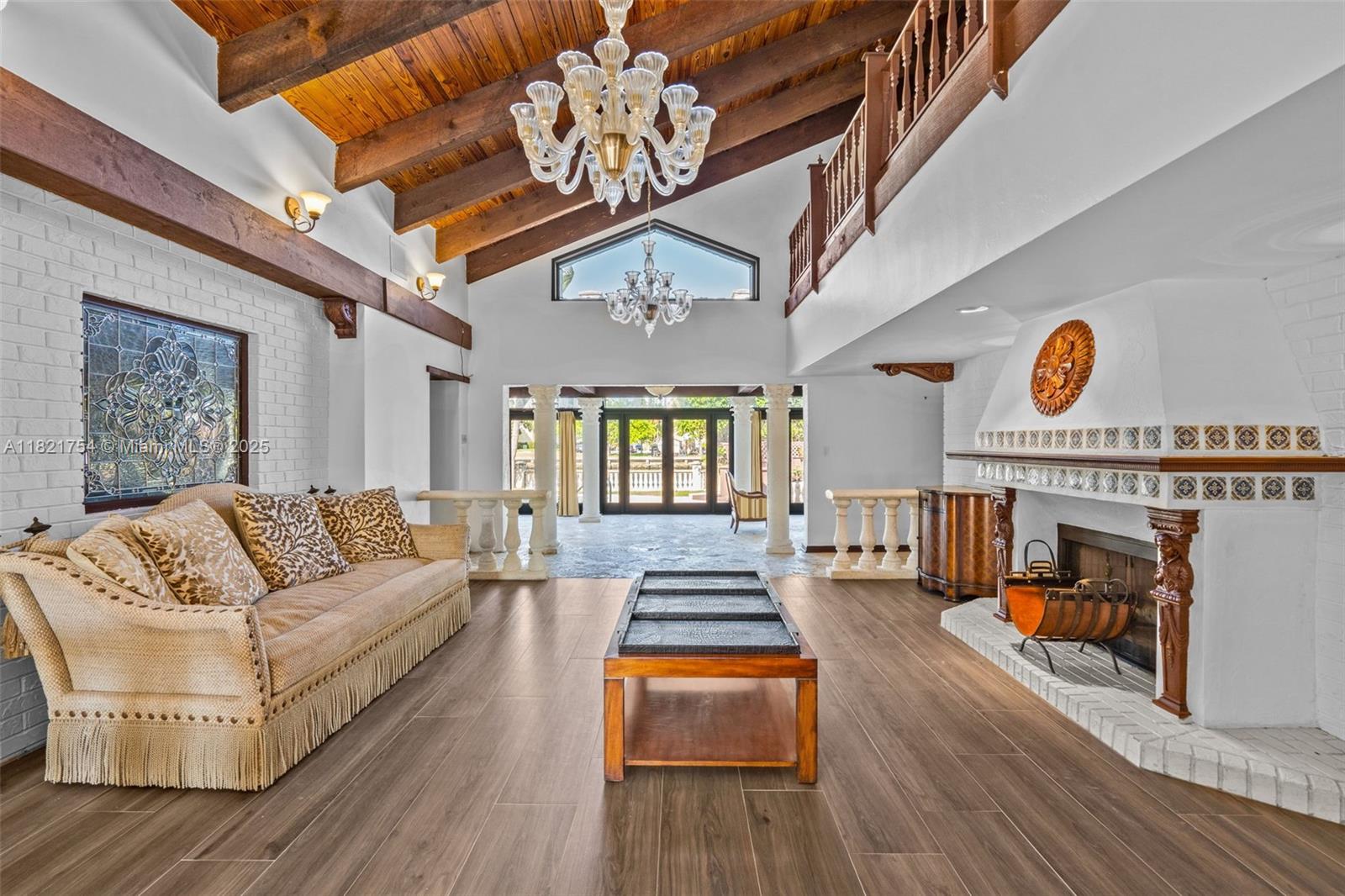 800 Diplomat Pkwy Hallandale Beach, FL 33009 800 Diplomat Pkwy Hallandale Beach, FL 33009