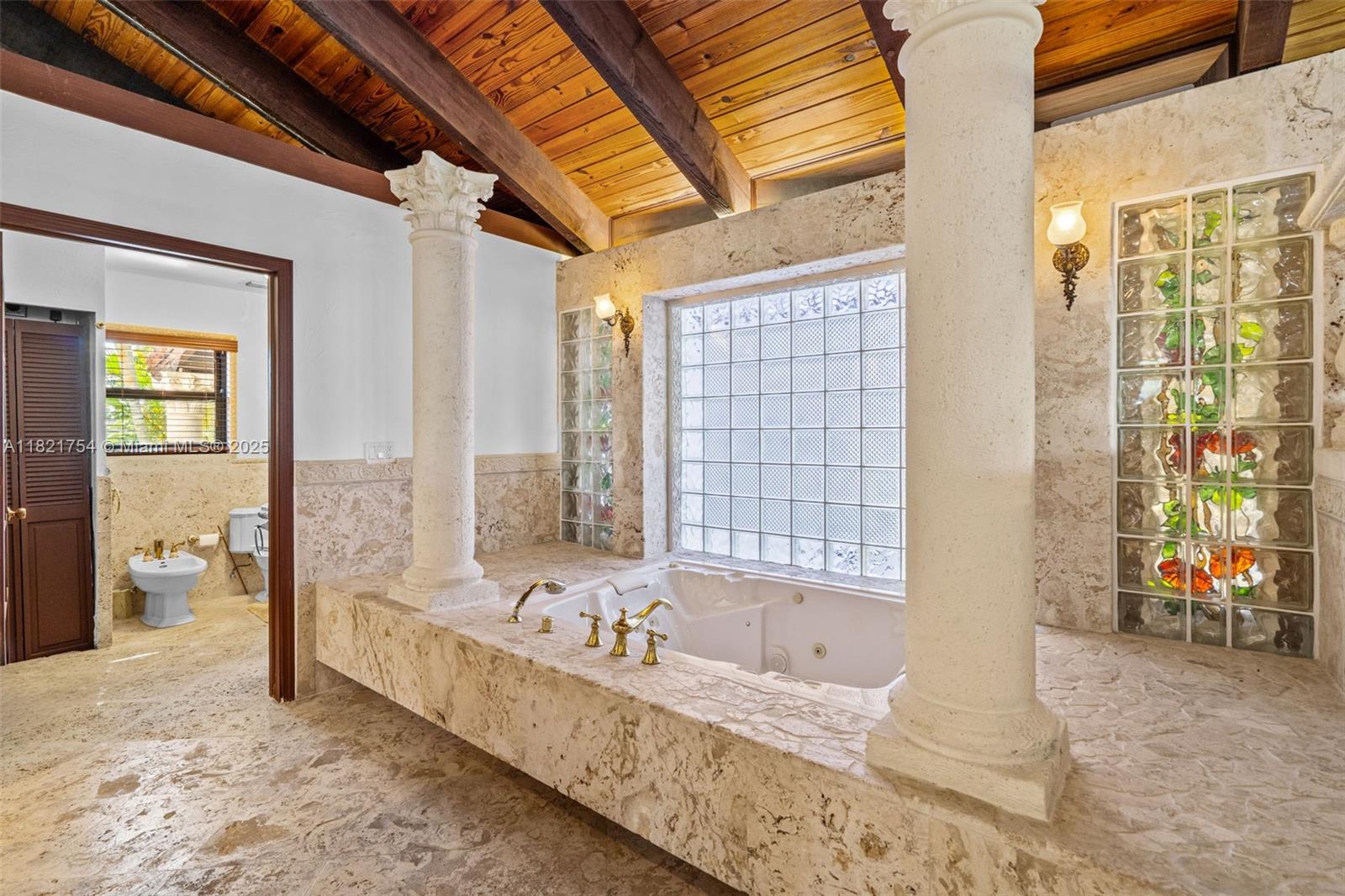 800 Diplomat Pkwy Hallandale Beach, FL 33009 800 Diplomat Pkwy Hallandale Beach, FL 33009