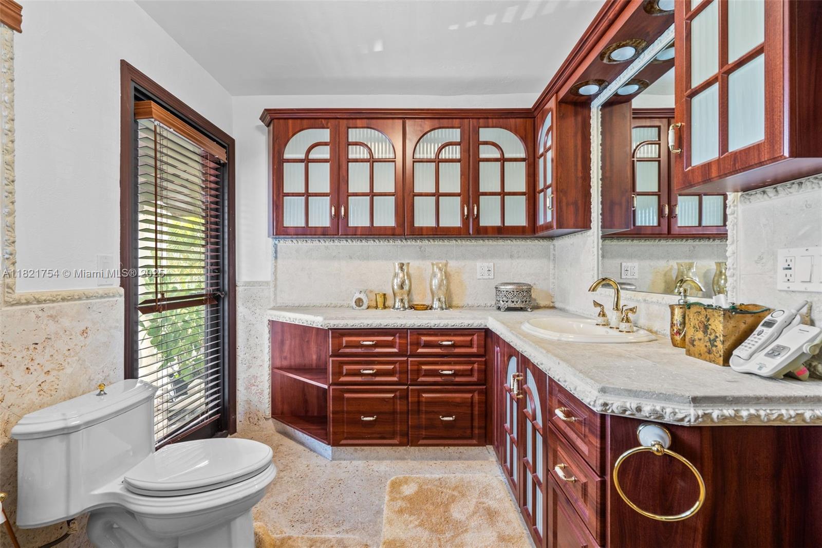 800 Diplomat Pkwy Hallandale Beach, FL 33009 800 Diplomat Pkwy Hallandale Beach, FL 33009