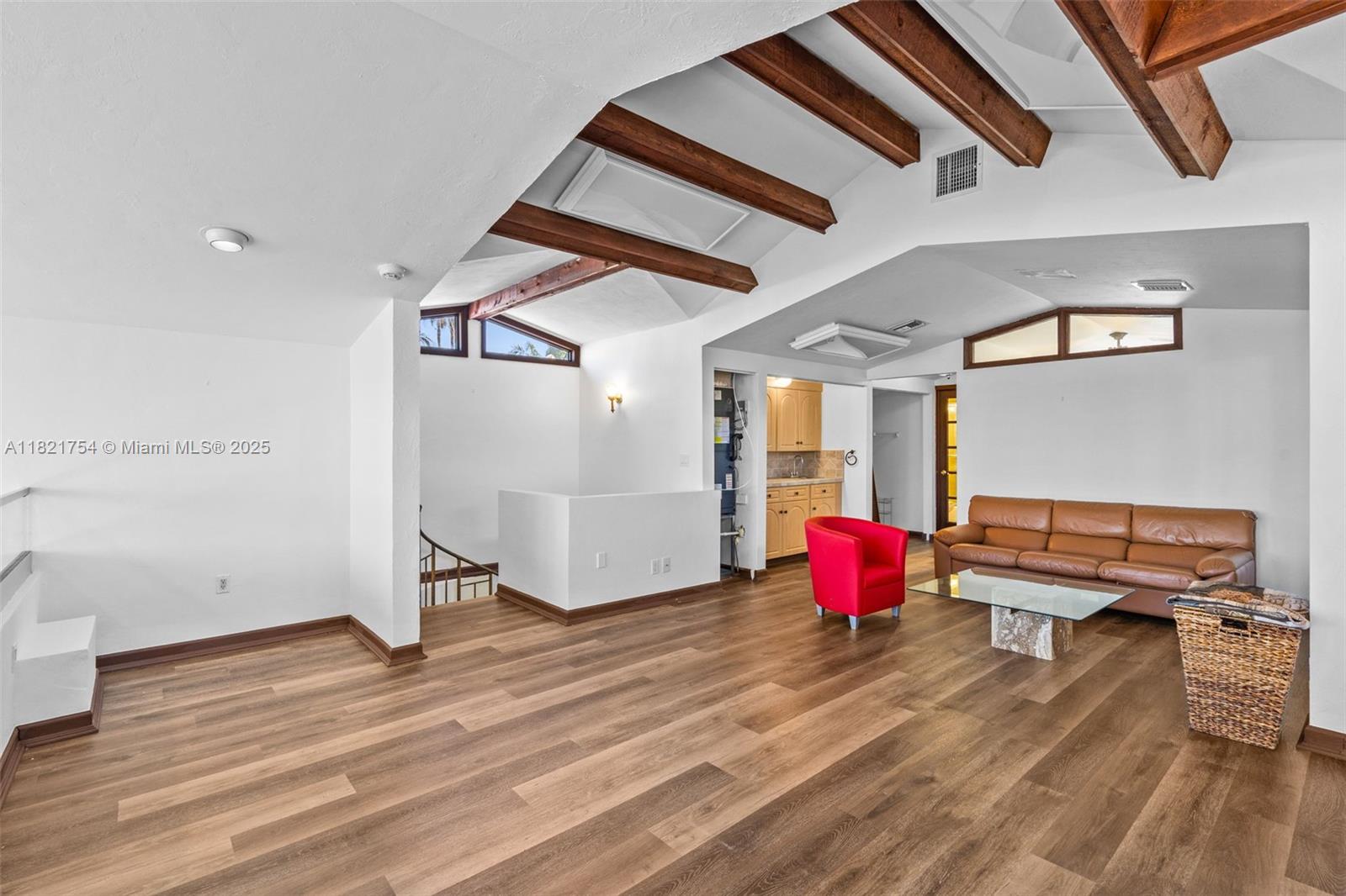 800 Diplomat Pkwy Hallandale Beach, FL 33009 800 Diplomat Pkwy Hallandale Beach, FL 33009