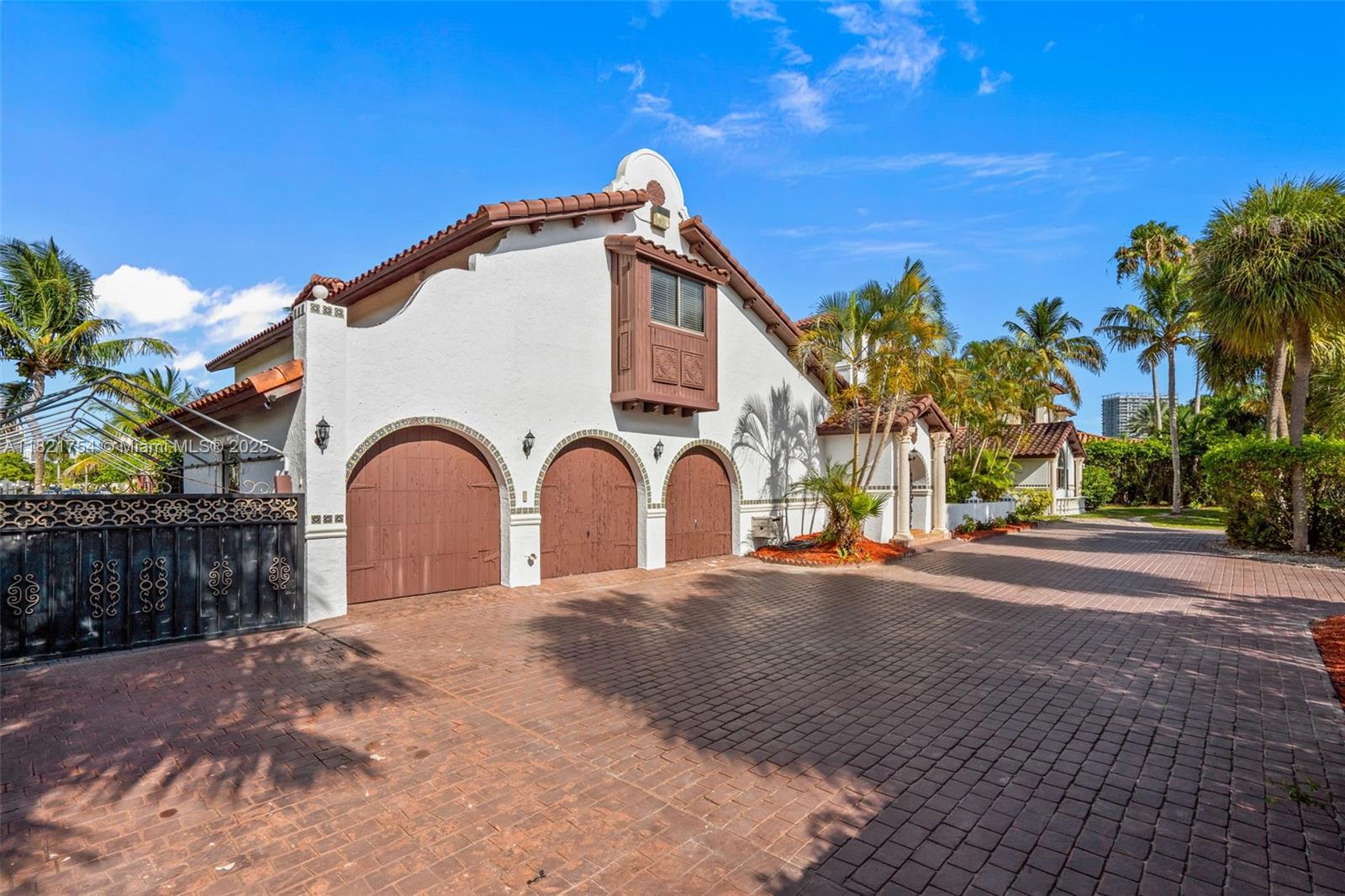 800 Diplomat Pkwy Hallandale Beach, FL 33009 800 Diplomat Pkwy Hallandale Beach, FL 33009