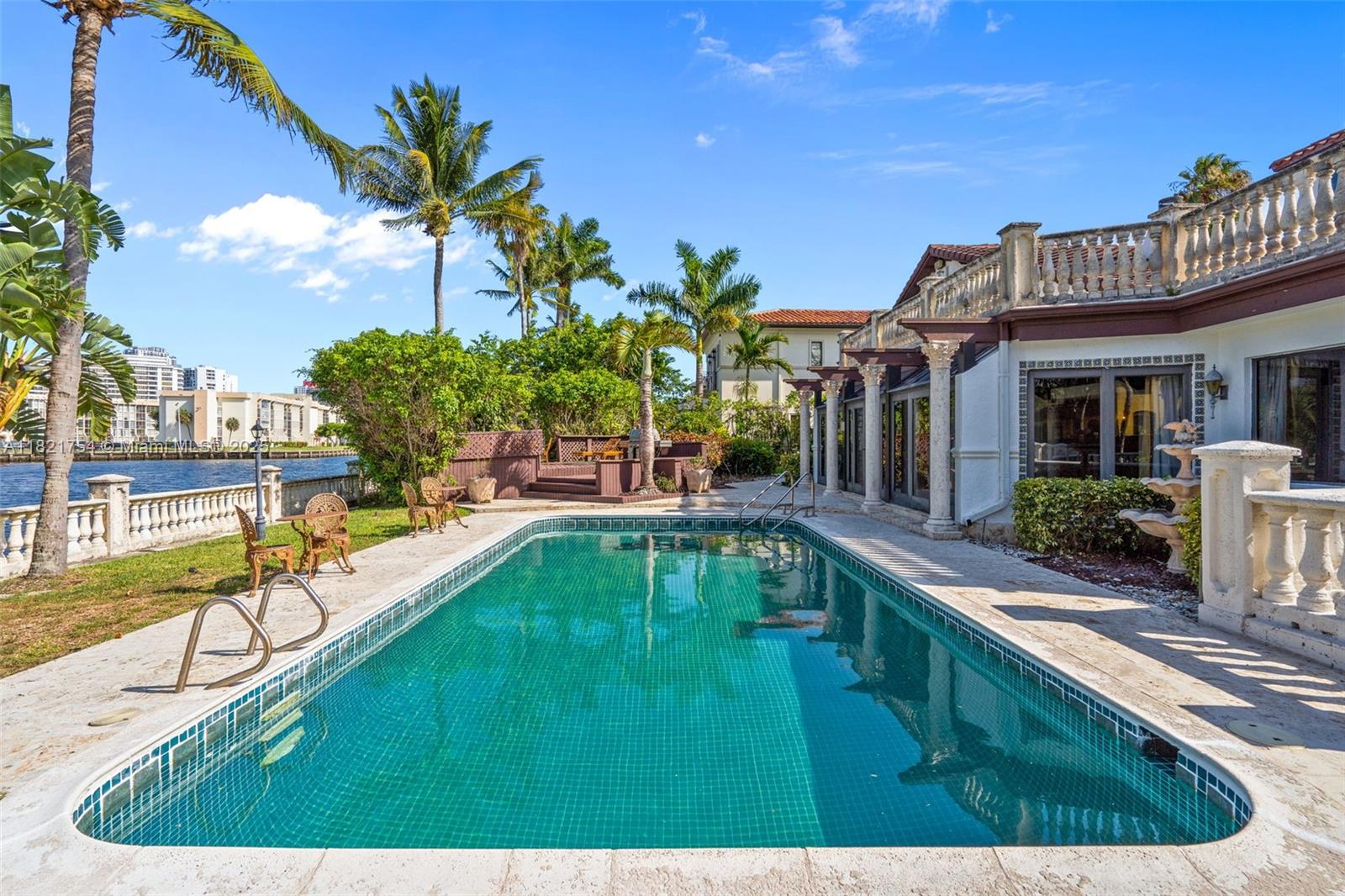 800 Diplomat Pkwy Hallandale Beach, FL 33009 800 Diplomat Pkwy Hallandale Beach, FL 33009