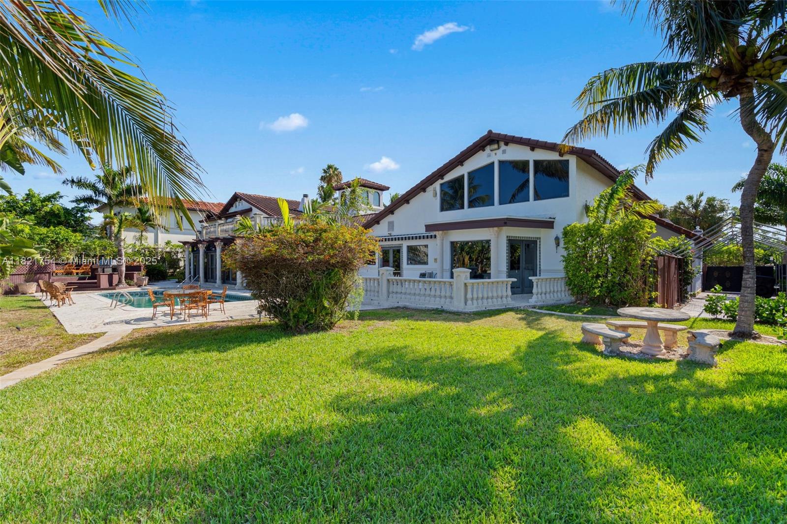 800 Diplomat Pkwy Hallandale Beach, FL 33009 800 Diplomat Pkwy Hallandale Beach, FL 33009