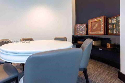 image Paramount Miami Worldcent38