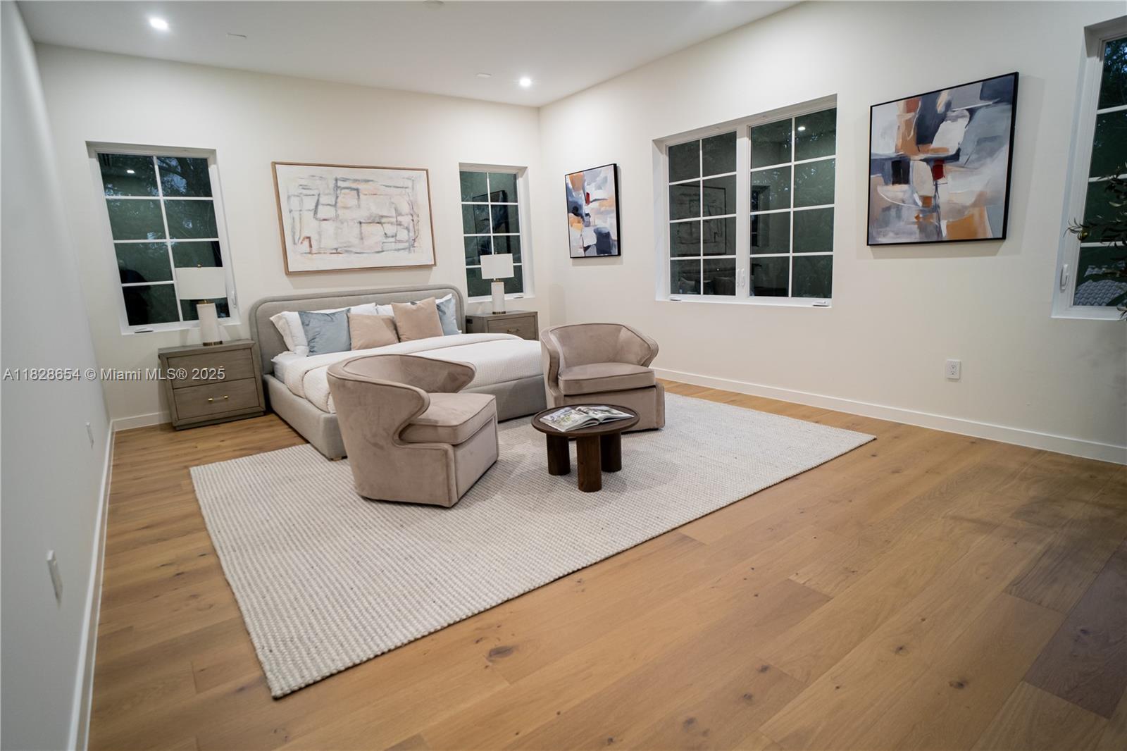 7605 SW 71st Ave Miami, FL 33143