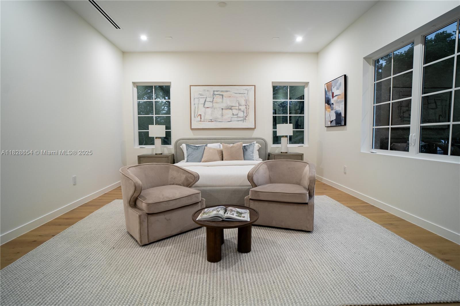 7605 SW 71st Ave Miami, FL 33143