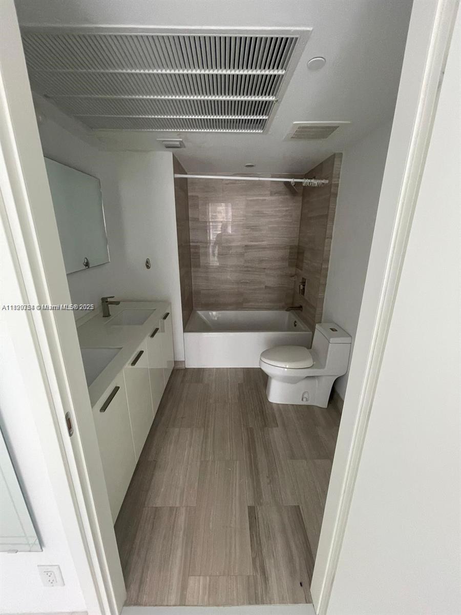 image Brickellhouse Condo9