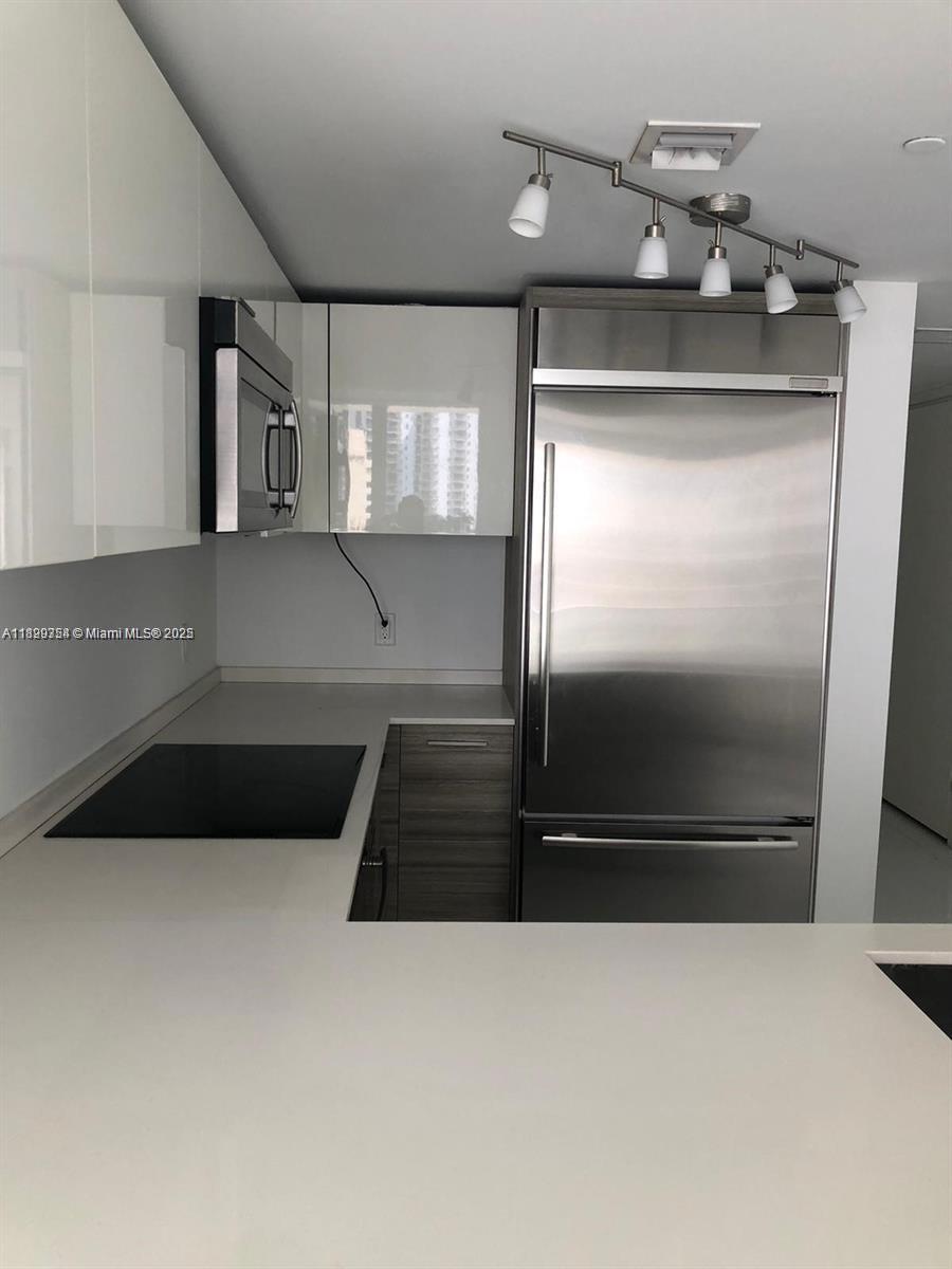 image Brickellhouse Condo5