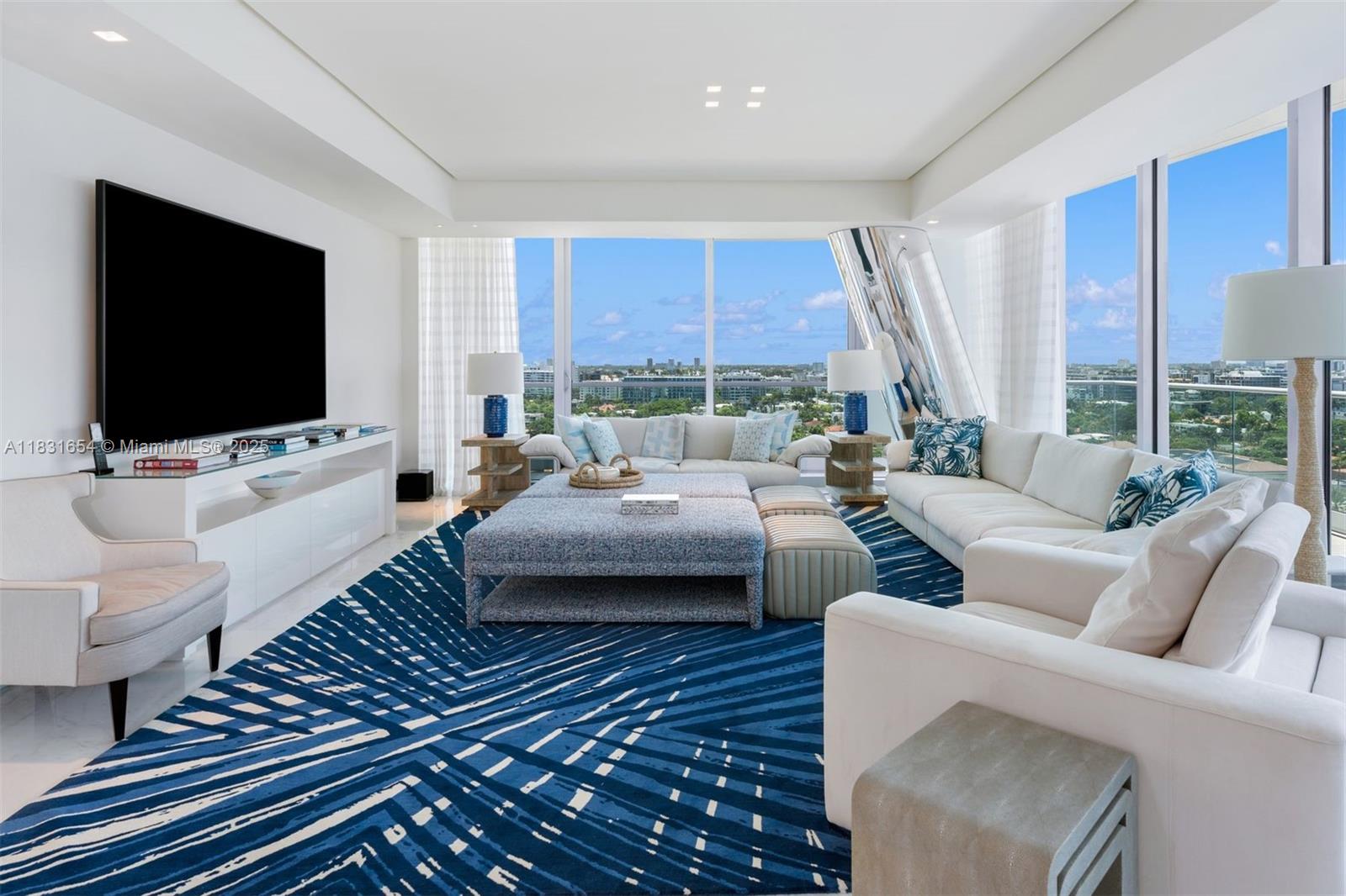 image Fendi Chateau Residence7