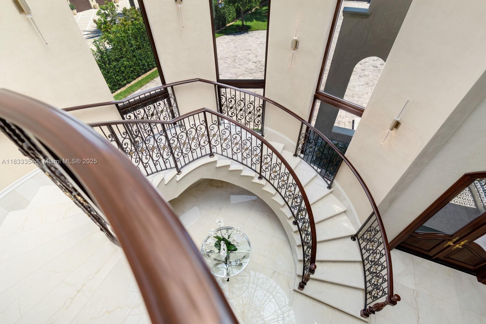 198 Palm Ave Miami Beach, FL 33139 198 Palm Ave Miami Beach, FL 33139