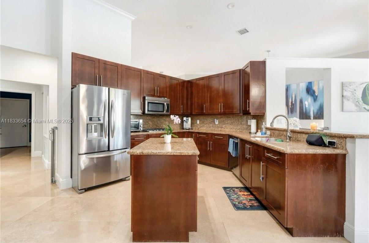 14095 NW 22nd Ct Pembroke Pines, FL 33028