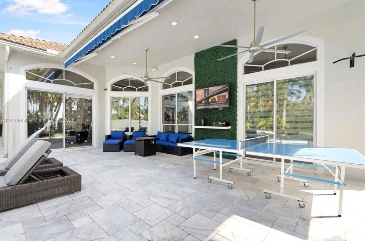 14095 NW 22nd Ct Pembroke Pines, FL 33028