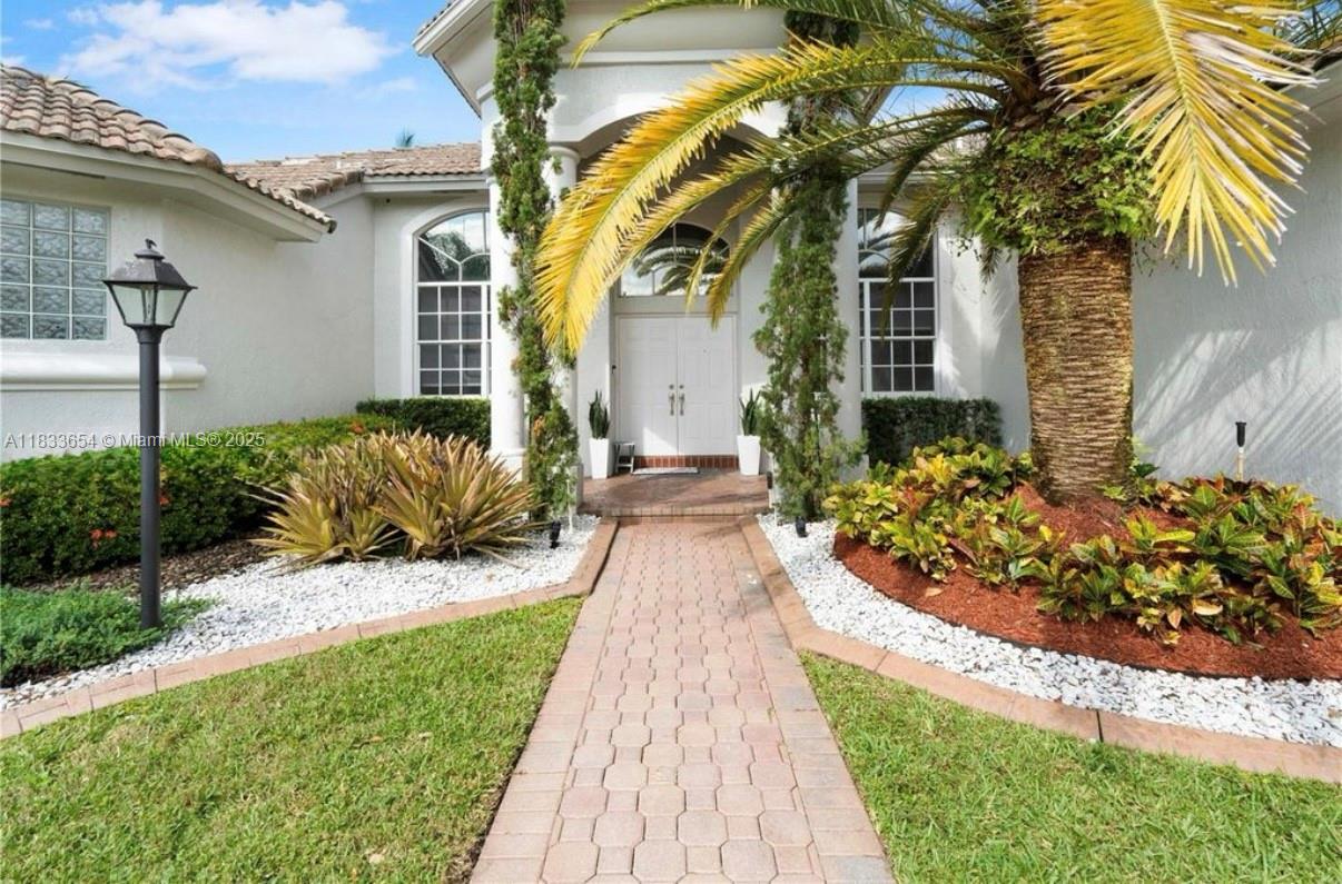 14095 NW 22nd Ct Pembroke Pines, FL 33028