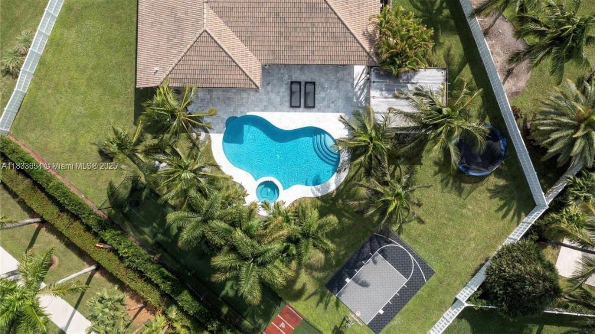 14095 NW 22nd Ct Pembroke Pines, FL 33028