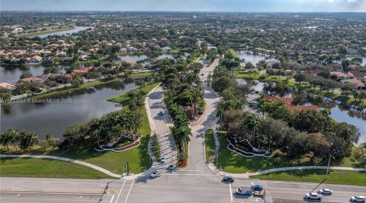 14095 NW 22nd Ct Pembroke Pines, FL 33028