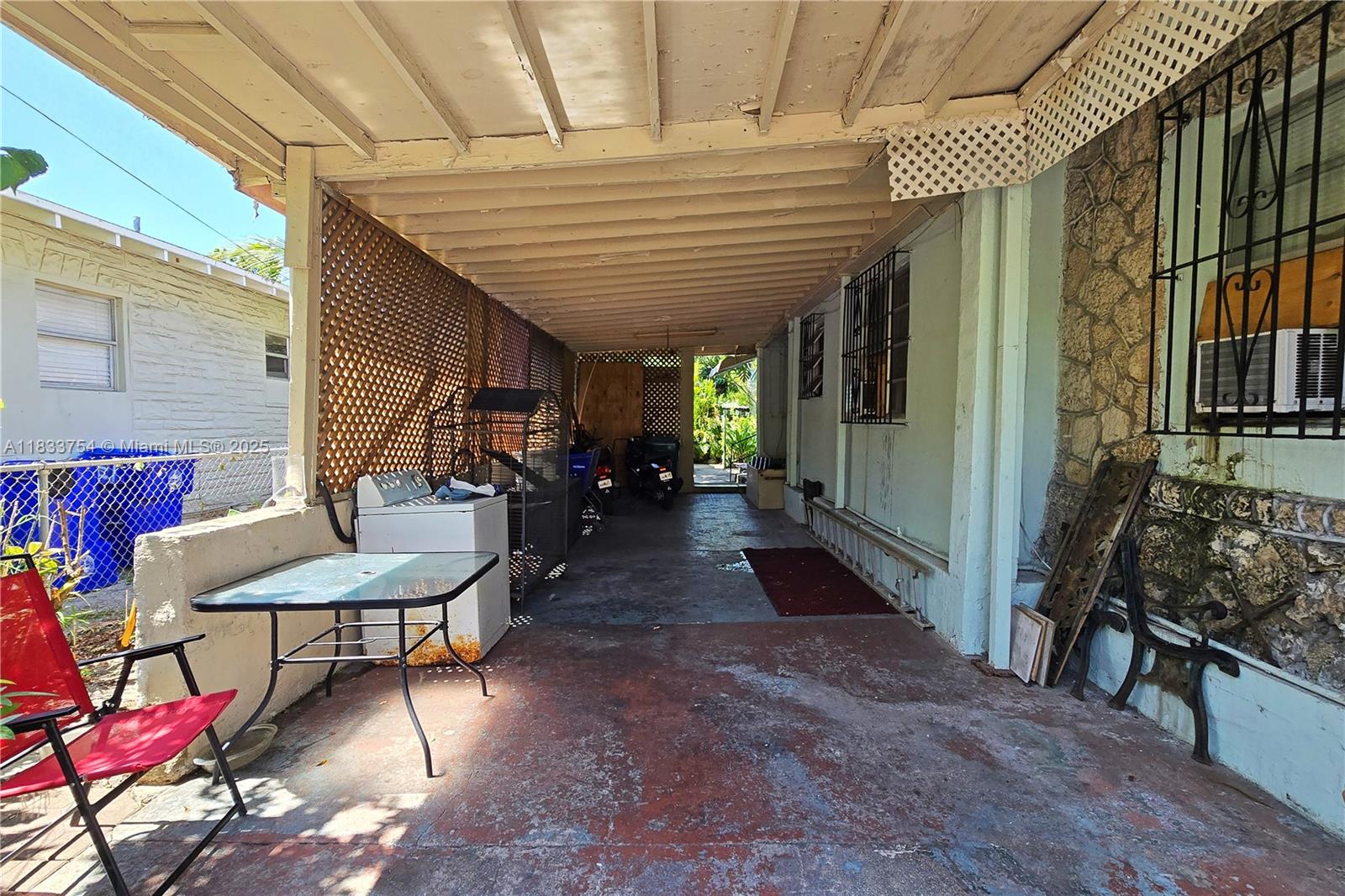 138 NW 34th St Miami, FL 33127