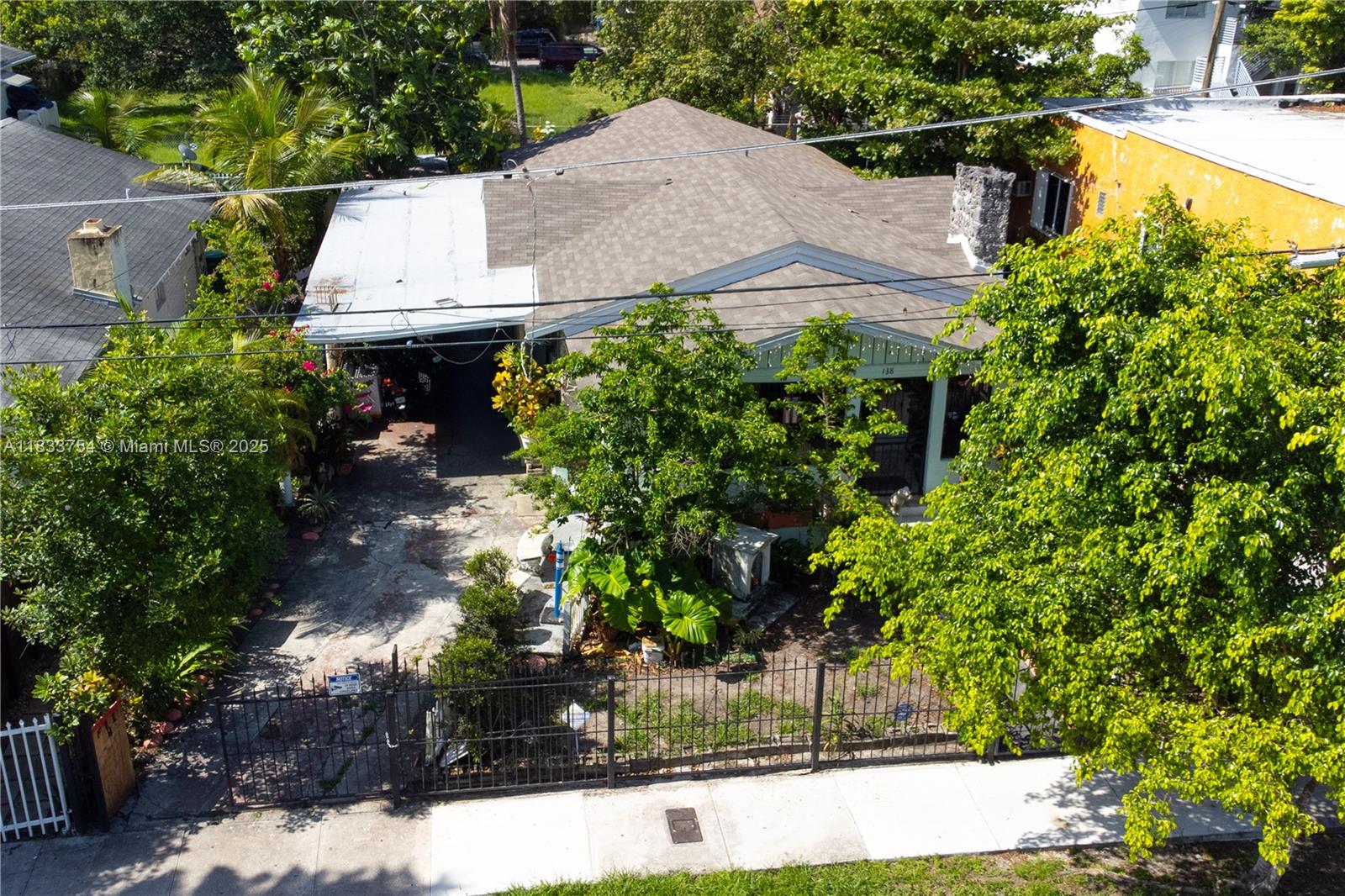 138 NW 34th St Miami, FL 33127