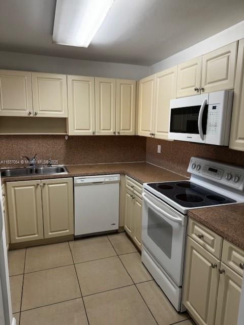 6950 Miami Gdns Dr #2-508