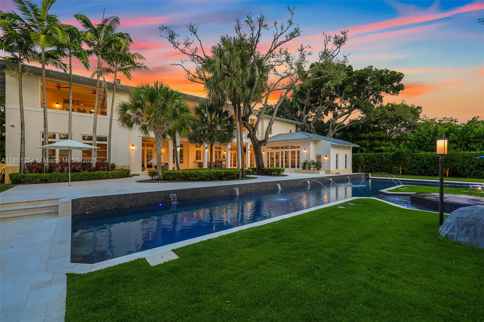 13580 SW 67th Ave Pinecrest, FL 33156 13580 SW 67th Ave Pinecrest, FL 33156