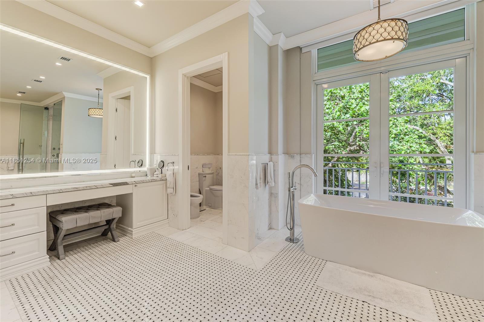 13580 SW 67th Ave Pinecrest, FL 33156 13580 SW 67th Ave Pinecrest, FL 33156