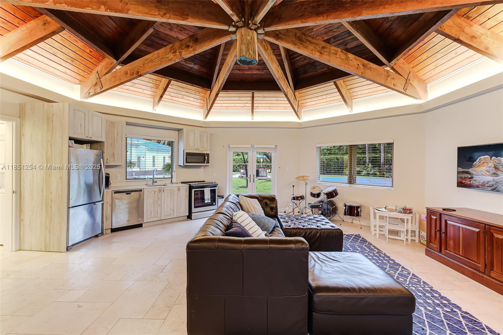 13580 SW 67th Ave Pinecrest, FL 33156 13580 SW 67th Ave Pinecrest, FL 33156