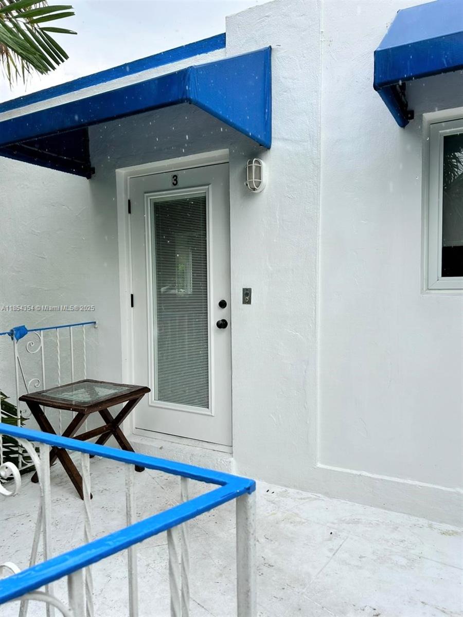 225 SE 16th Ave #5