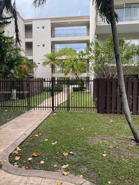 6900 N Kendall Dr #A309 Pinecrest, FL 33156