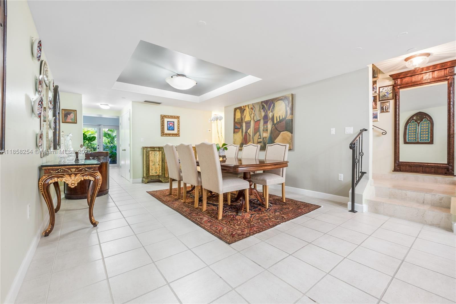 612 Valencia Ave #104 Coral Gables, FL 33134