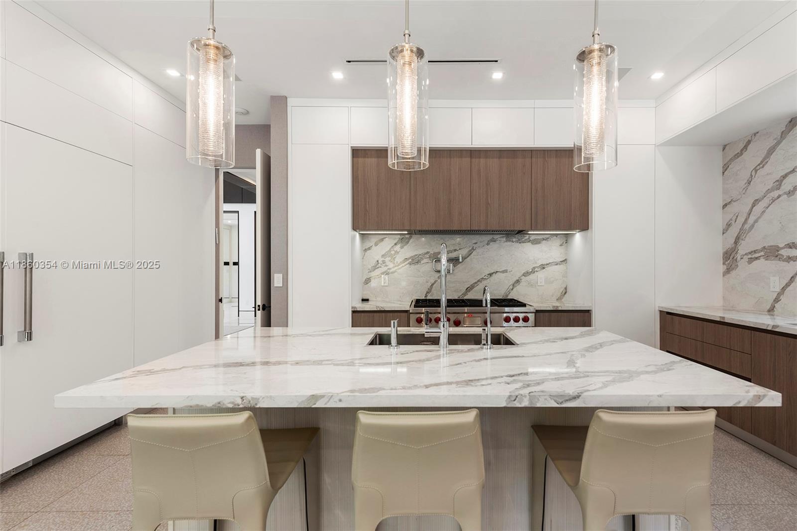 70 Camden Dr Bal Harbour, FL 33154 70 Camden Dr Bal Harbour, FL 33154