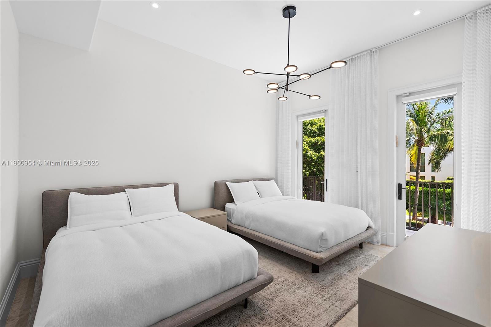 70 Camden Dr Bal Harbour, FL 33154 70 Camden Dr Bal Harbour, FL 33154