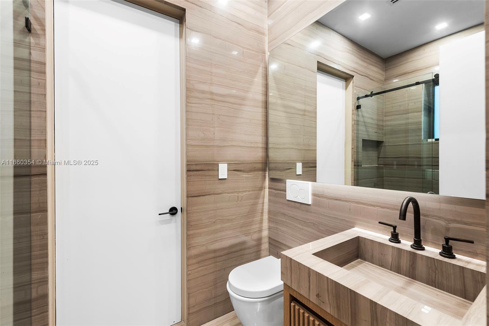 70 Camden Dr Bal Harbour, FL 33154 70 Camden Dr Bal Harbour, FL 33154