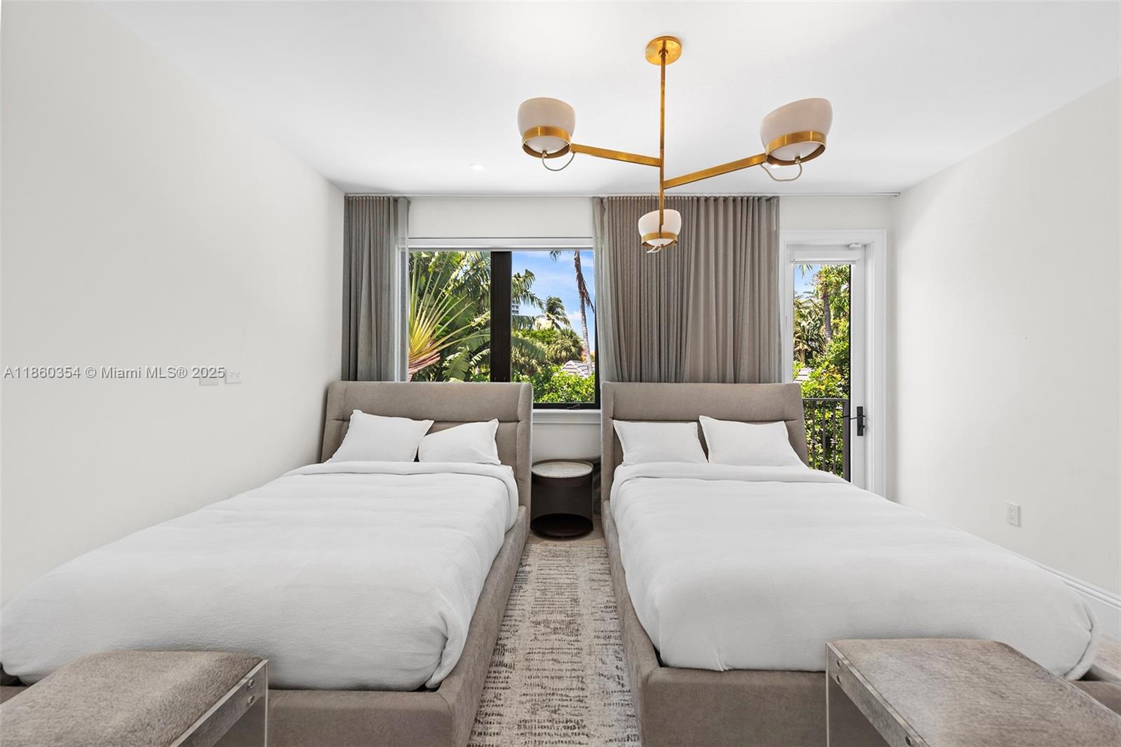 70 Camden Dr Bal Harbour, FL 33154 70 Camden Dr Bal Harbour, FL 33154