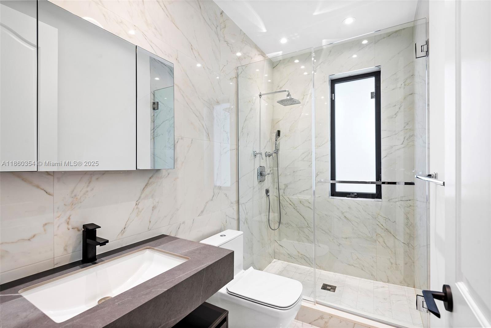 70 Camden Dr Bal Harbour, FL 33154 70 Camden Dr Bal Harbour, FL 33154