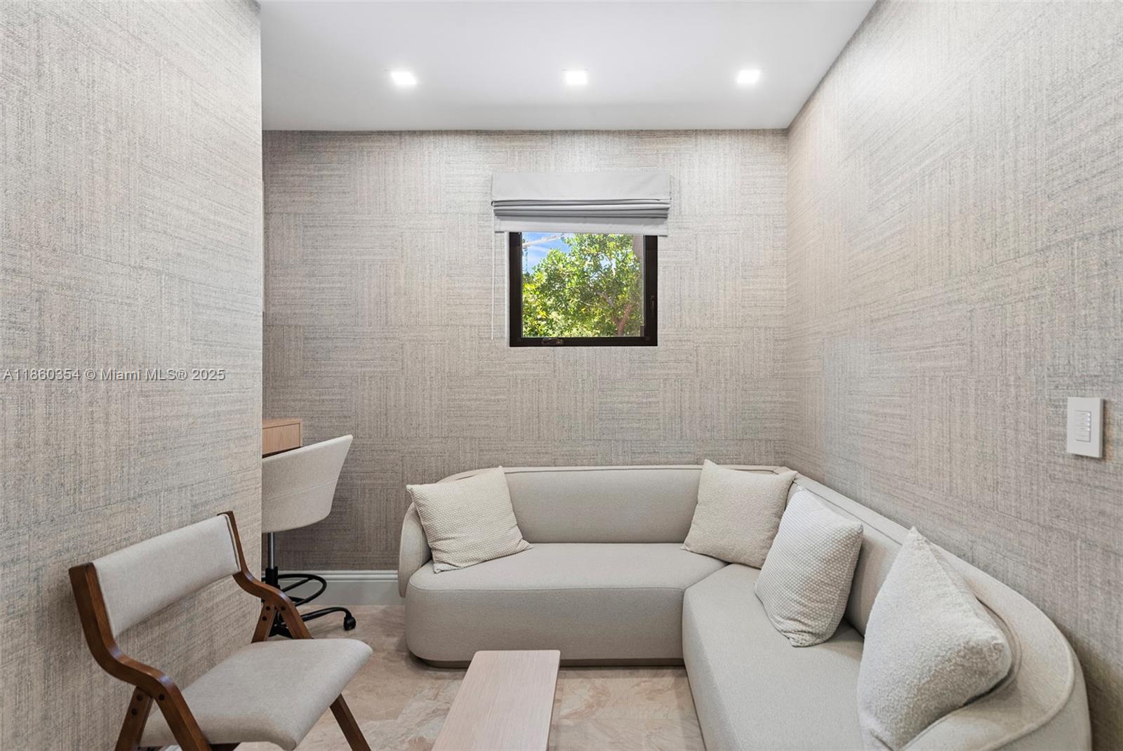 70 Camden Dr Bal Harbour, FL 33154 70 Camden Dr Bal Harbour, FL 33154