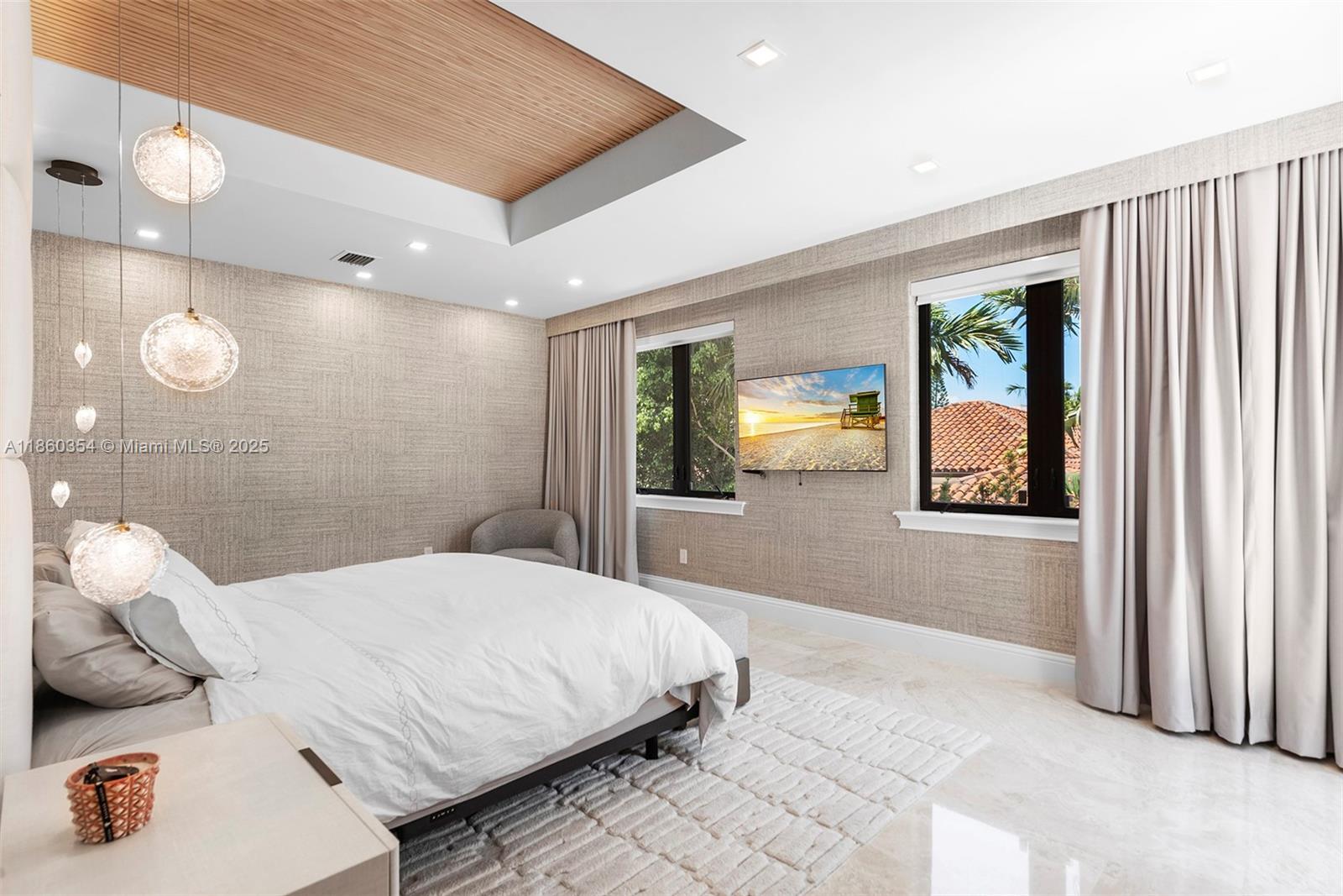 70 Camden Dr Bal Harbour, FL 33154 70 Camden Dr Bal Harbour, FL 33154