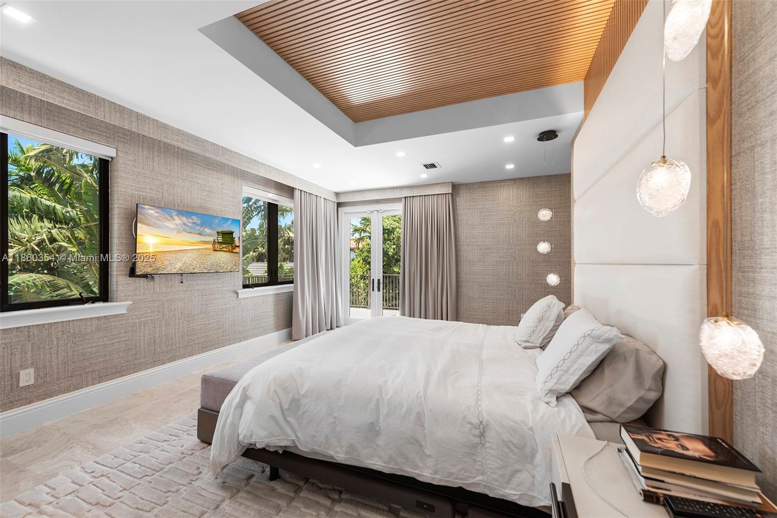 70 Camden Dr Bal Harbour, FL 33154 70 Camden Dr Bal Harbour, FL 33154