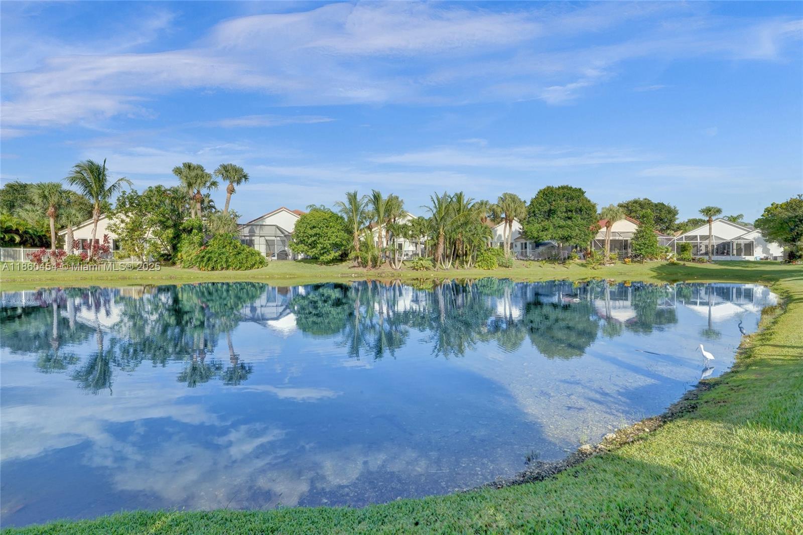 1485 W Lacosta Dr W Pembroke Pines, FL 33027