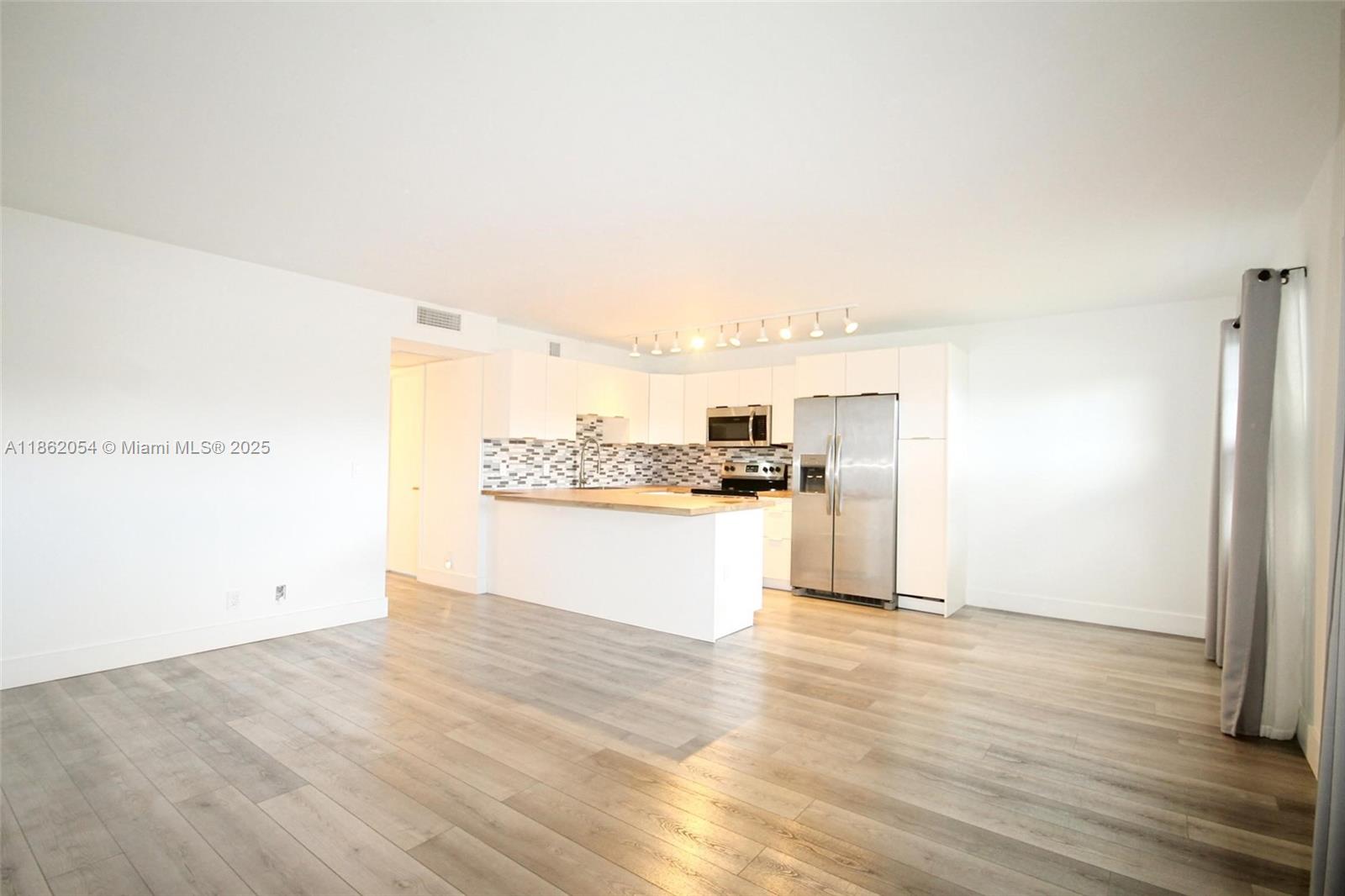 301 SW 135th Ave #113C