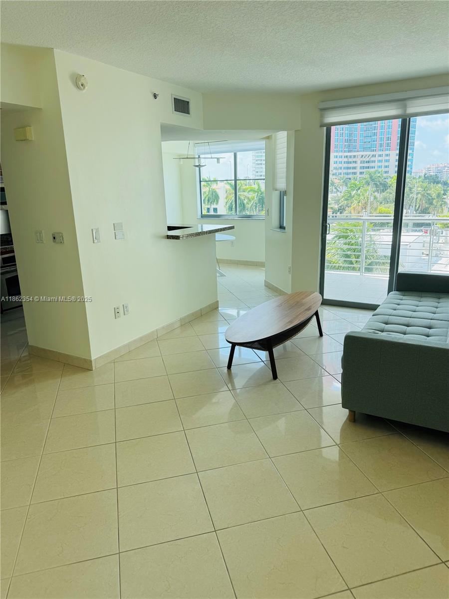 110 Washington Ave #1513