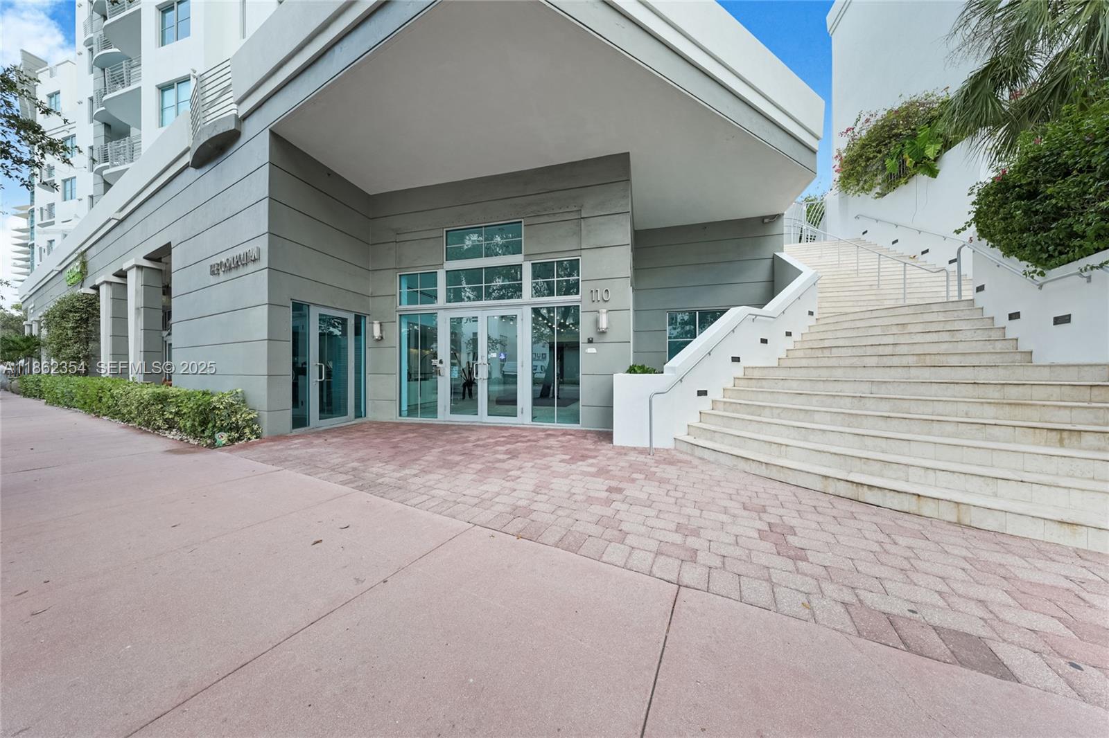 image The Cosmopolitan12