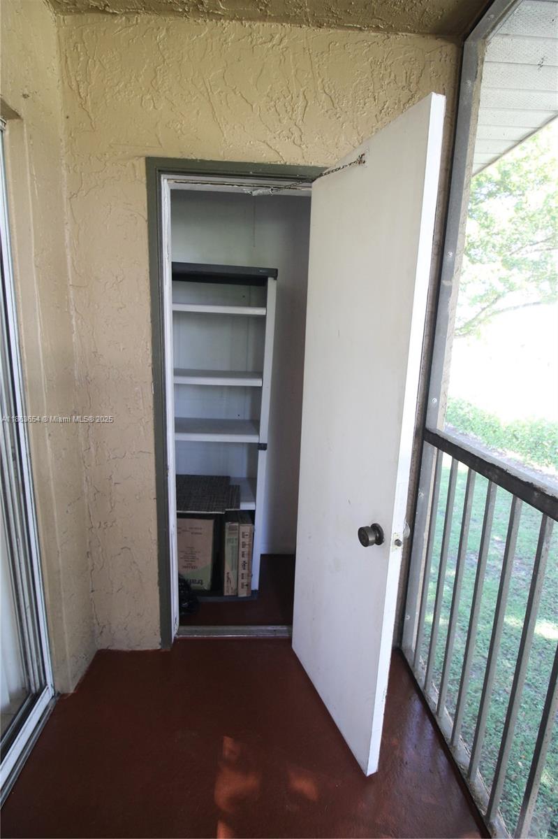 721 NW 103rd Ter #202 Pembroke Pines, FL 33026