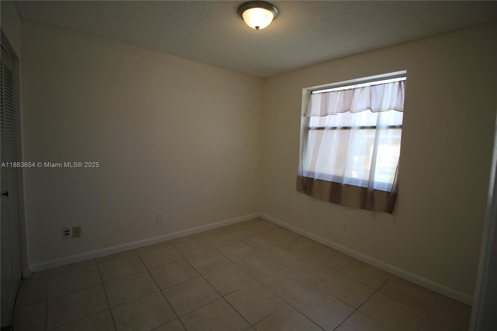 721 NW 103rd Ter #202 Pembroke Pines, FL 33026