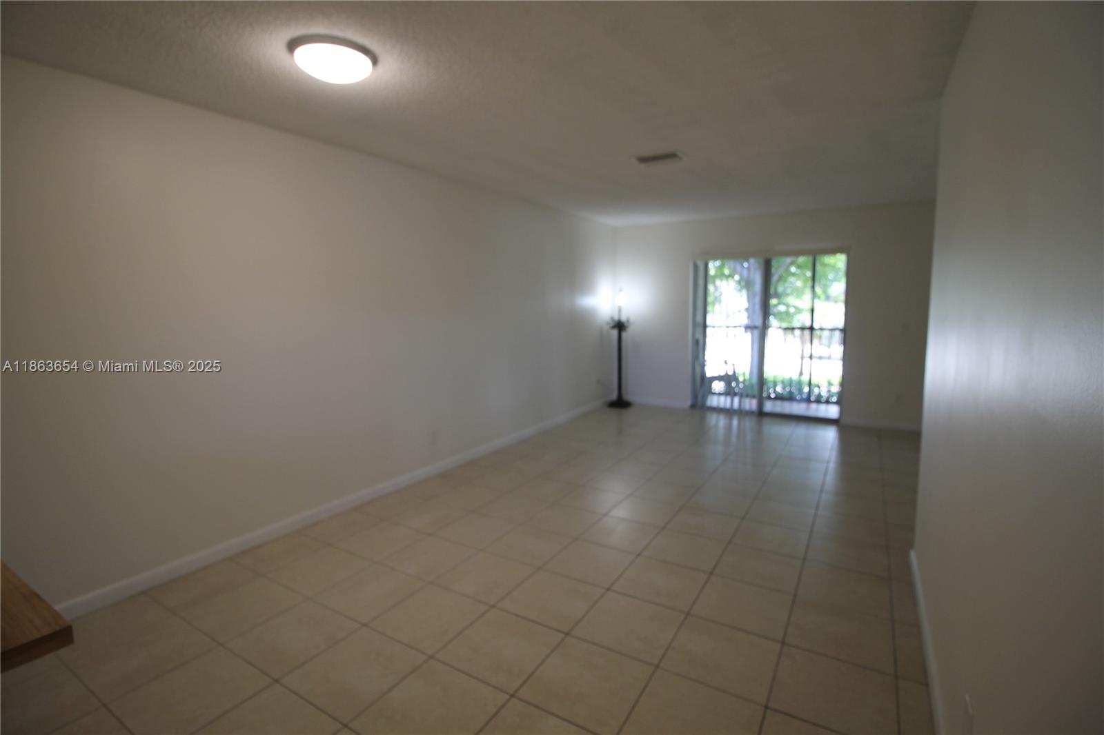 721 NW 103rd Ter #202 Pembroke Pines, FL 33026