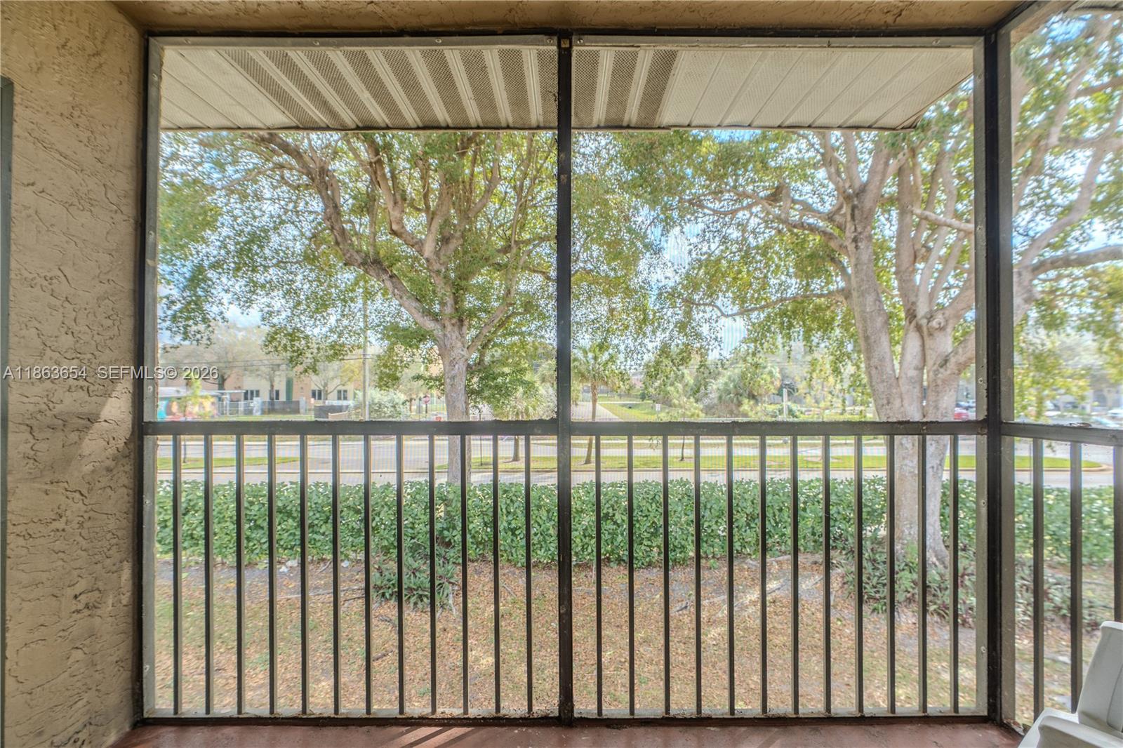 721 NW 103rd Ter #202 Pembroke Pines, FL 33026