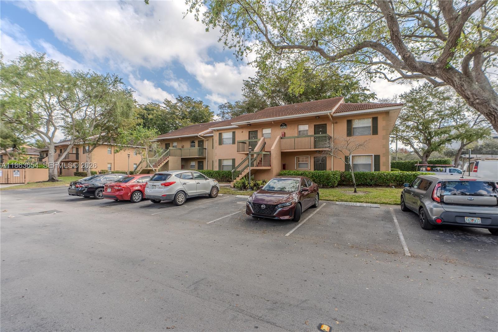 721 NW 103rd Ter #202 Pembroke Pines, FL 33026